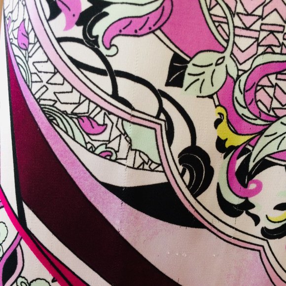 WHBM Multi Colored Top, Size 4 - Picture 8 of 8